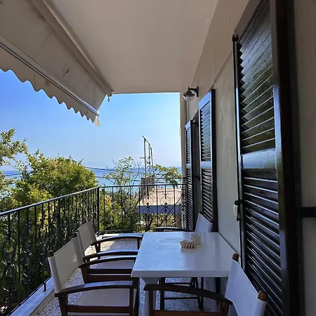 Holiday home Joes Seafront Summer House *