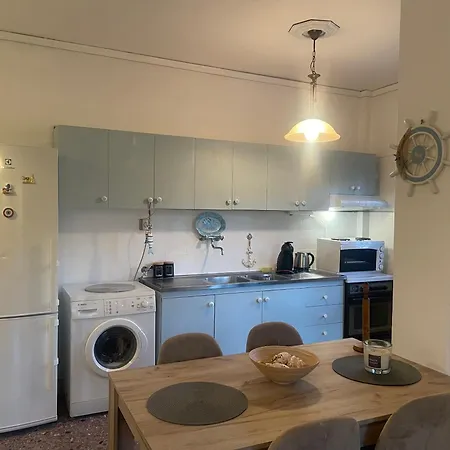 Joes Seafront Summer House Holiday home Vergia